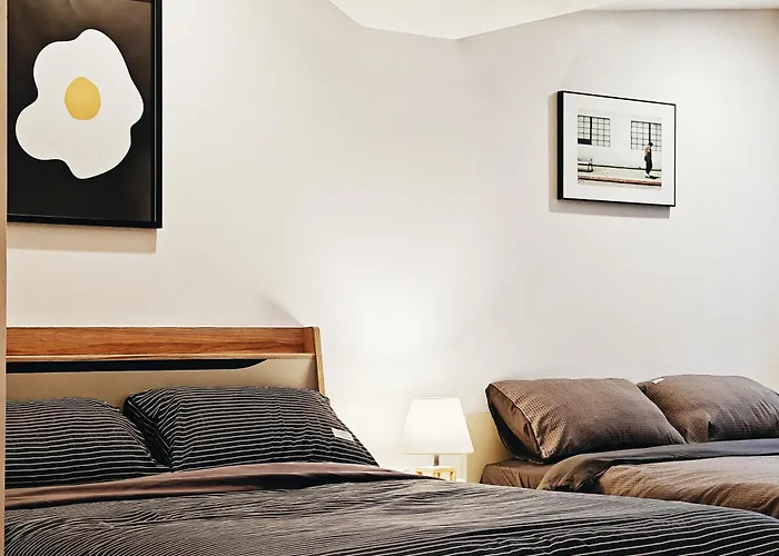 4br Modern Art With Free Wi-fi Netflix Vinyl * Bangkok