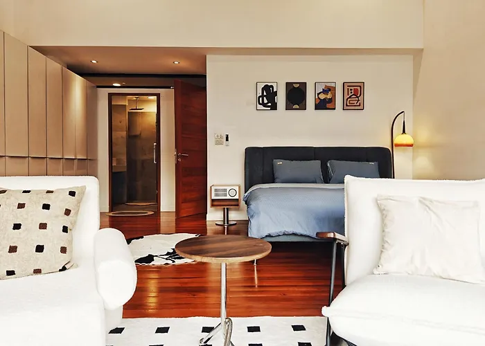 4br Modern Art With Free Wi-fi Netflix Vinyl Bangkok