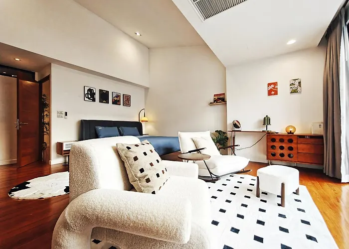 Villa 4br Modern Art With Free Wi-fi Netflix Vinyl *