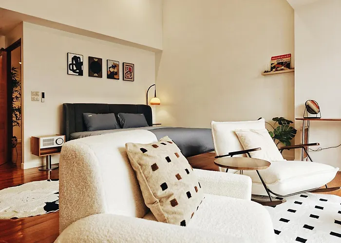 Villa 4br Modern Art With Free Wi-fi Netflix Vinyl *