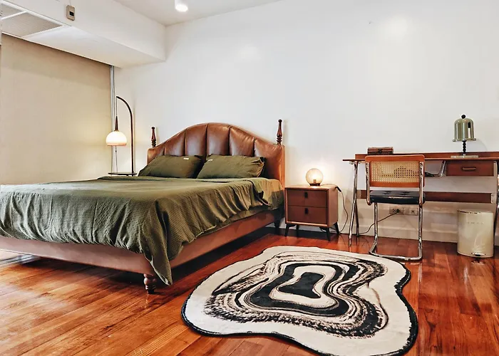 4br Modern Art With Free Wi-fi Netflix Vinyl * Bangkok