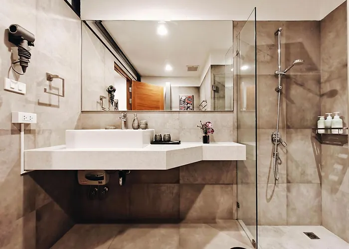 4br Modern Art With Free Wi-fi Netflix Vinyl Bangkok