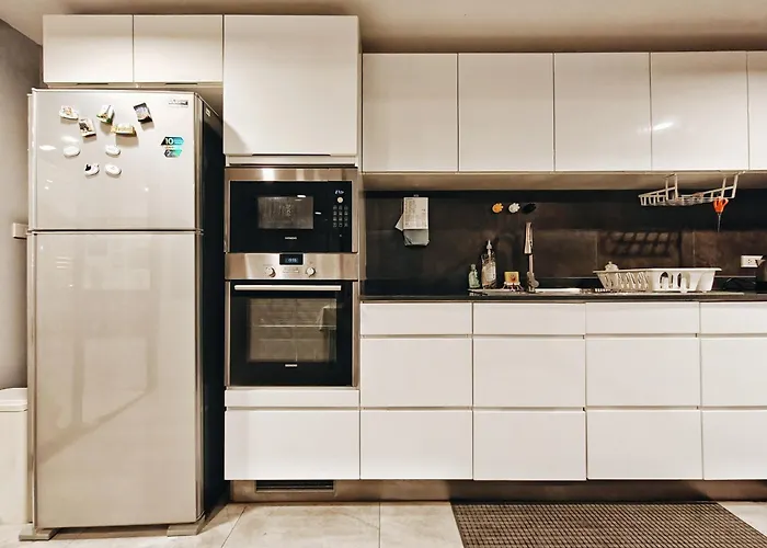 4br Modern Art With Free Wi-fi Netflix Vinyl * Bangkok